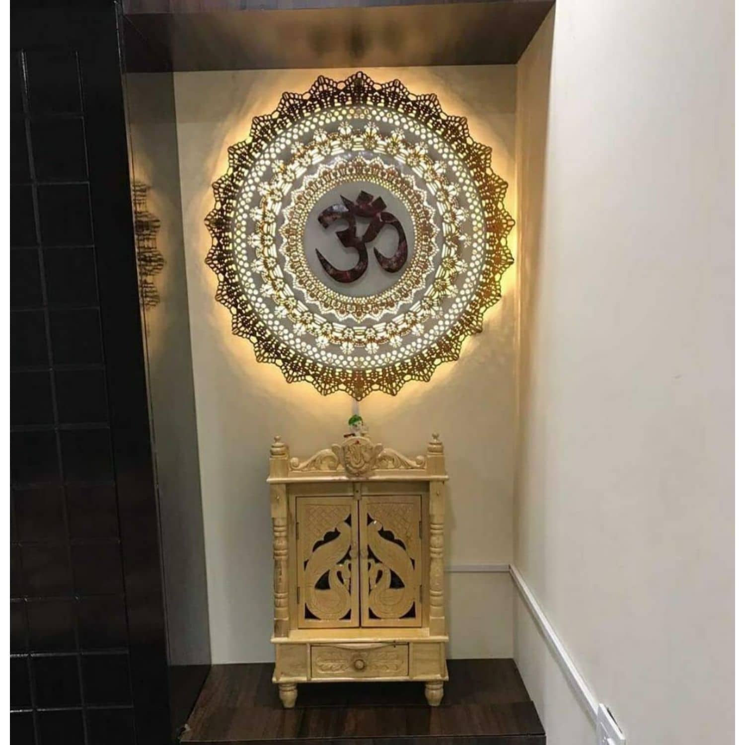 OM Wall Decor With LED
